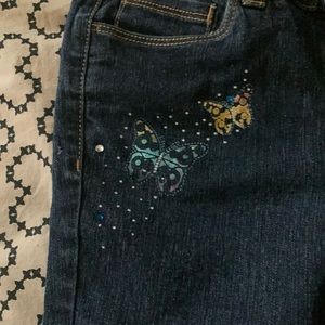 Hello the color Blue,purple,pink and green size 10 been wore 3-4 times.